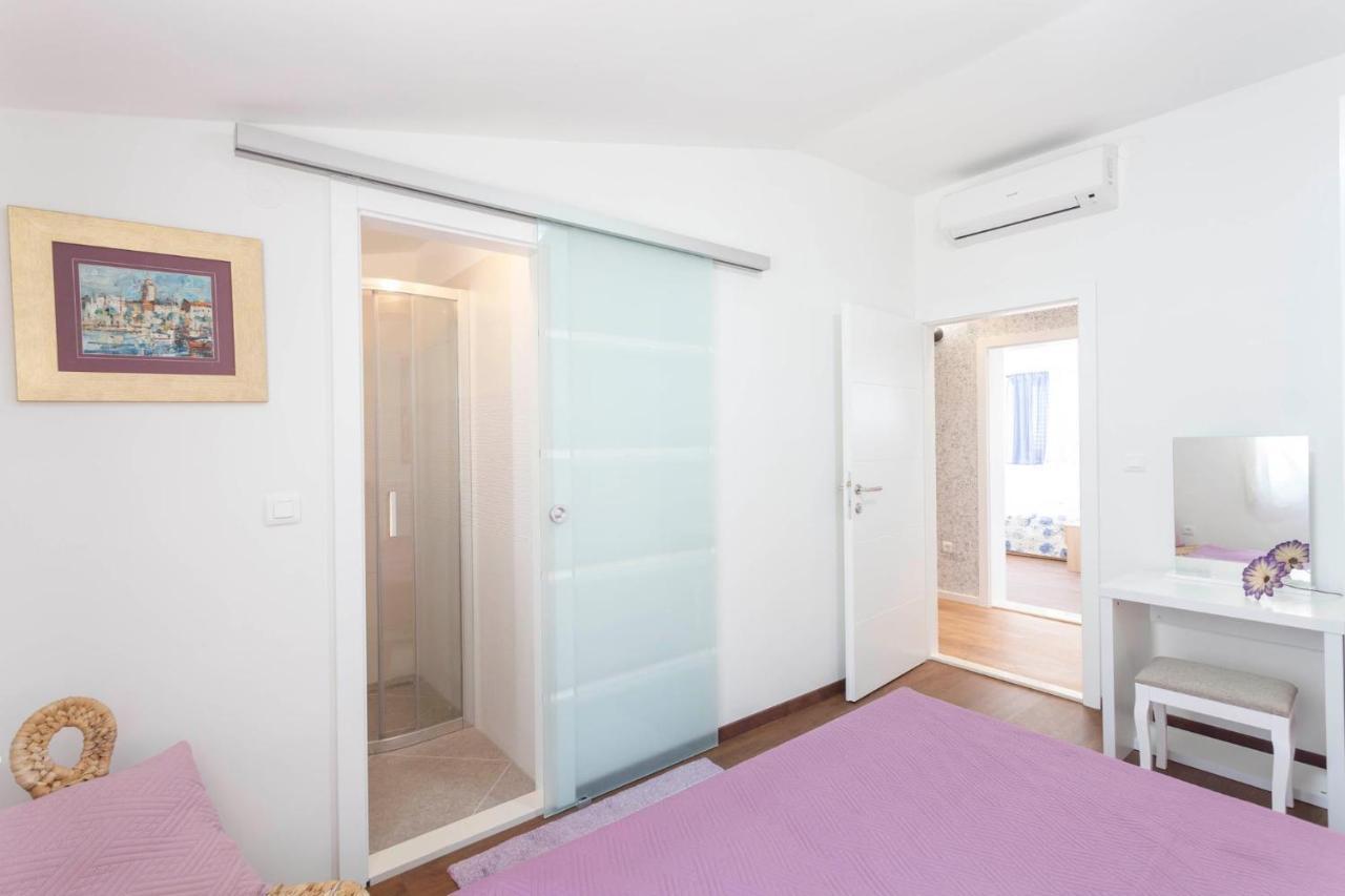 Apartments Lalic Tucepi Bagian luar foto